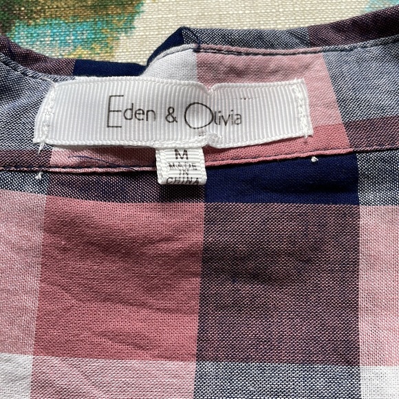 4 blouses in blue colors Eden and Olivia, Gap, J. Crew, and Lucky Brand - Picture 8 of 9